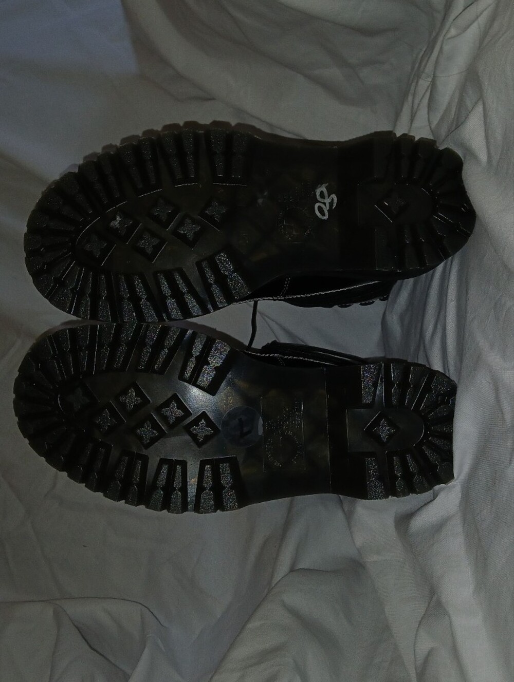 Dr Martens Jadon Frill Smooth Leather Lace Up Combat Platform Charm Boots, Black - Picture 14 of 16